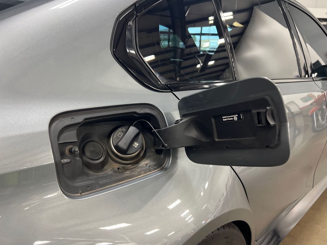 Vehicle image 70 of 116