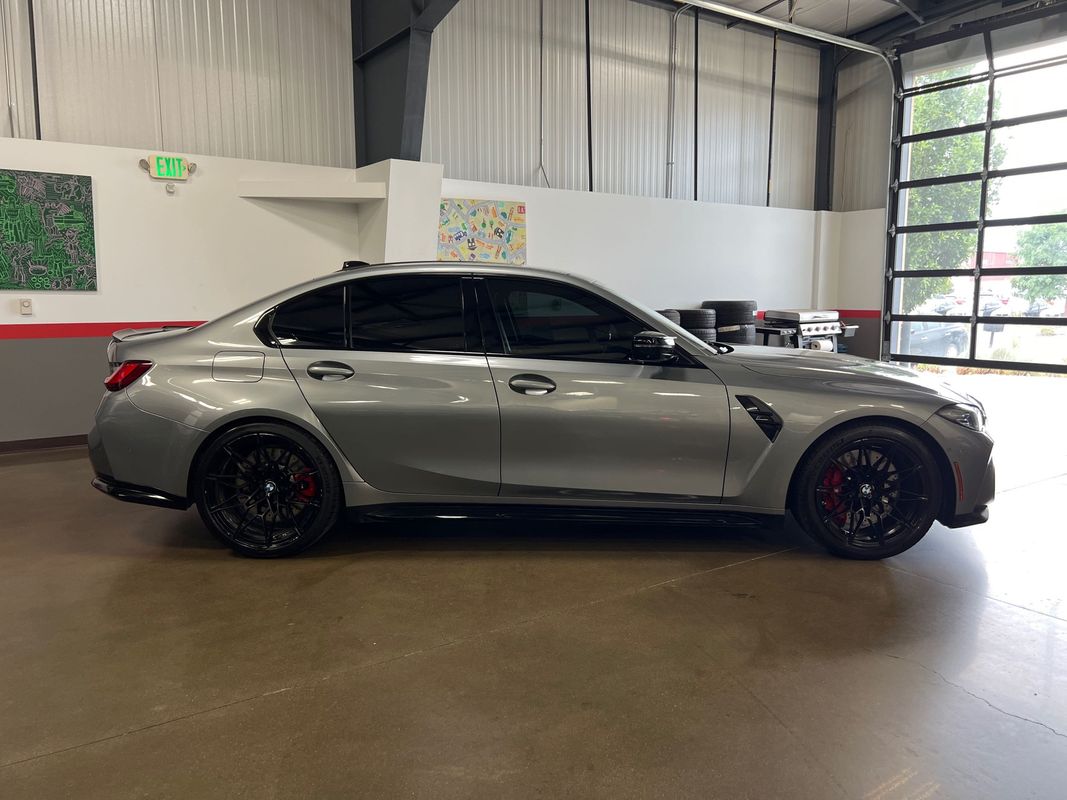 Vehicle image 12 of 116