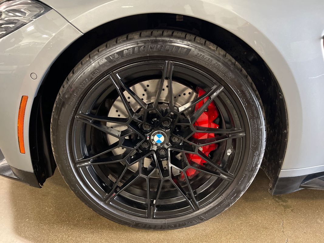 Vehicle image 32 of 116