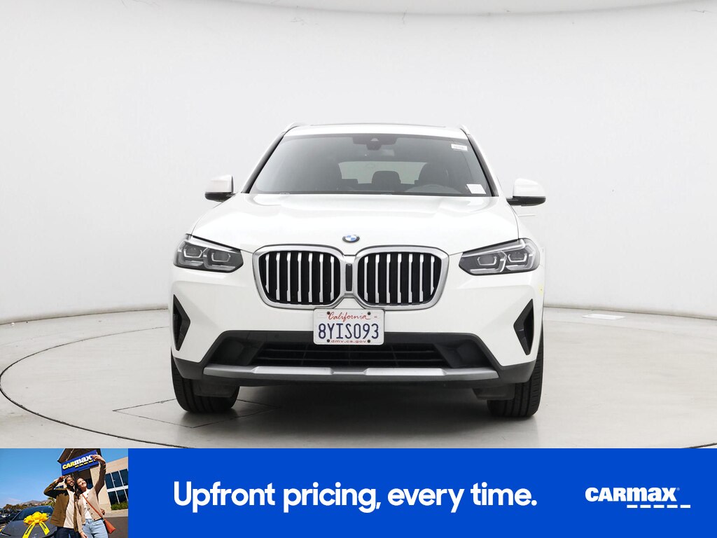 2022 BMW X3 xDrive30i Image 2 of 26