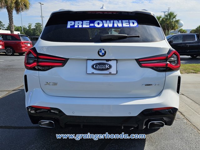 Vehicle image 6 of 23