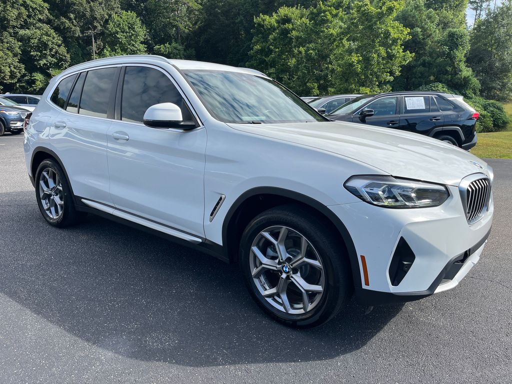 Vehicle image 3 of 35