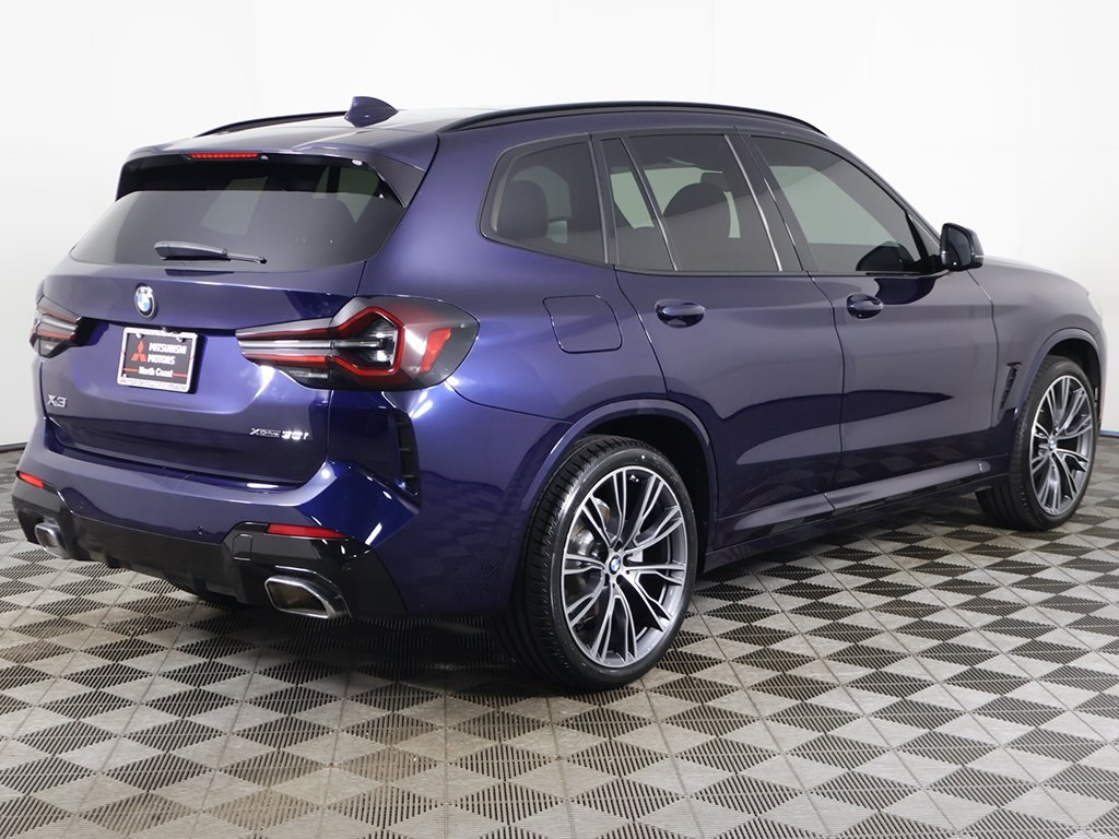 2022 BMW X3 xDrive30i Image 9 of 59