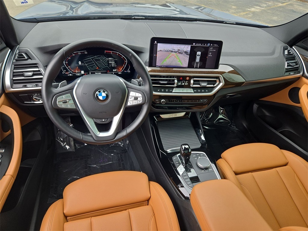 Vehicle image 16 of 35