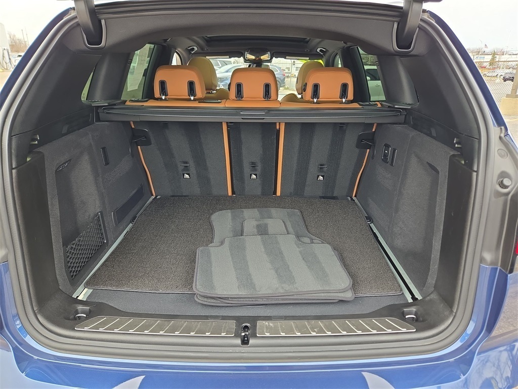 Vehicle image 12 of 35