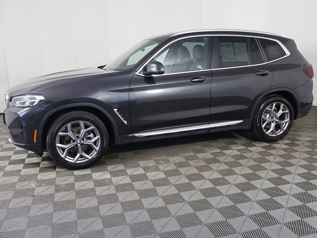 2022 BMW X3 xDrive30i Image 3 of 60