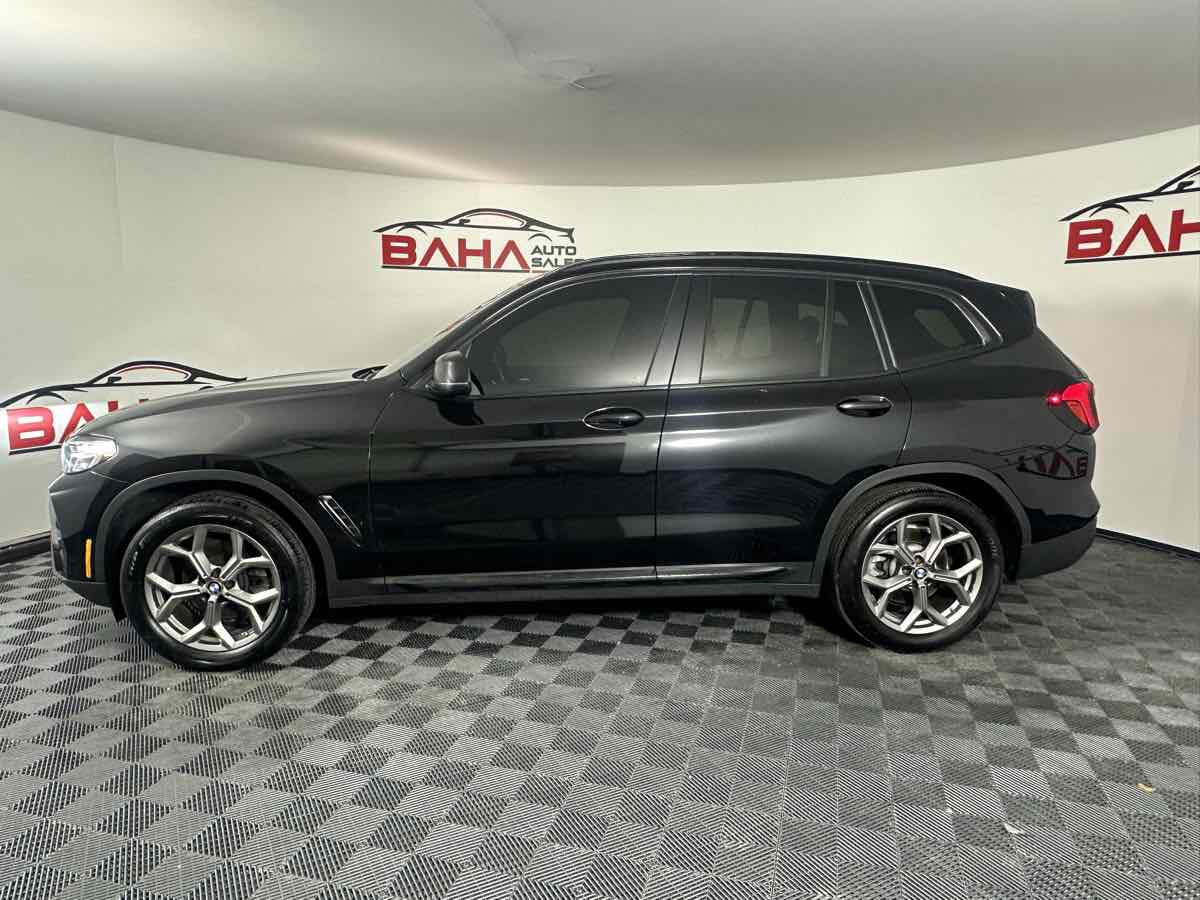 Vehicle image 14 of 49