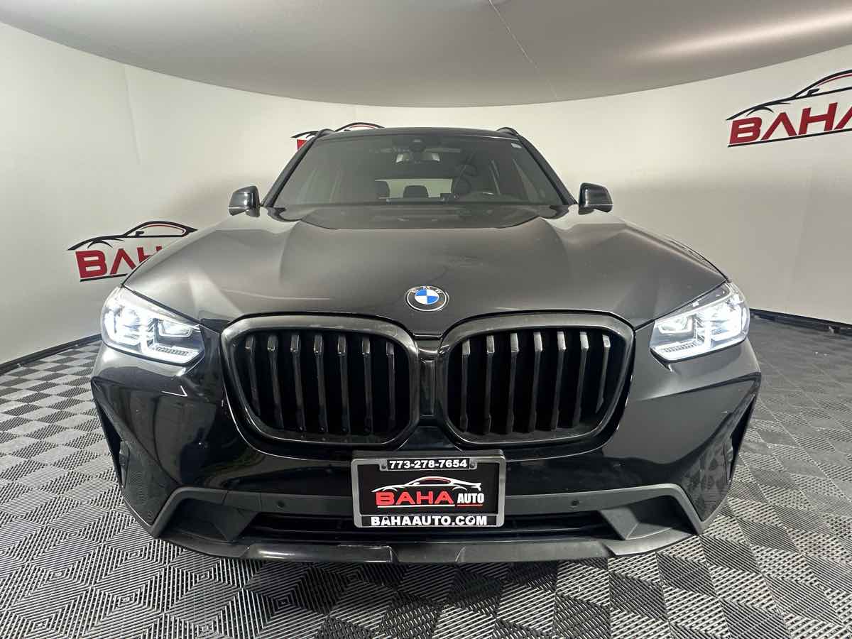 Vehicle image 4 of 49
