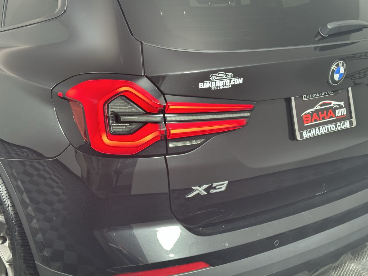 Vehicle image 16 of 49