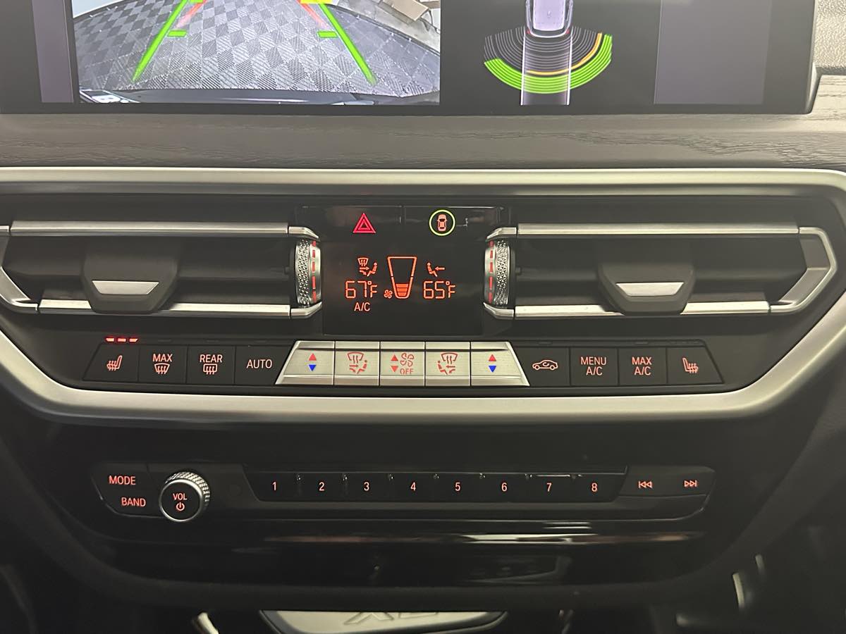 Vehicle image 40 of 49
