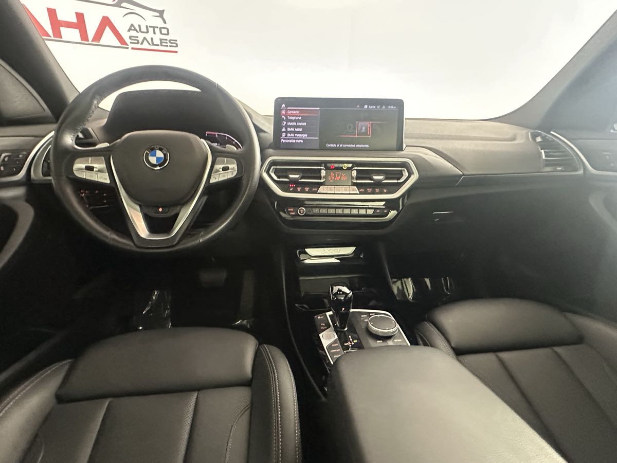 Vehicle image 31 of 49