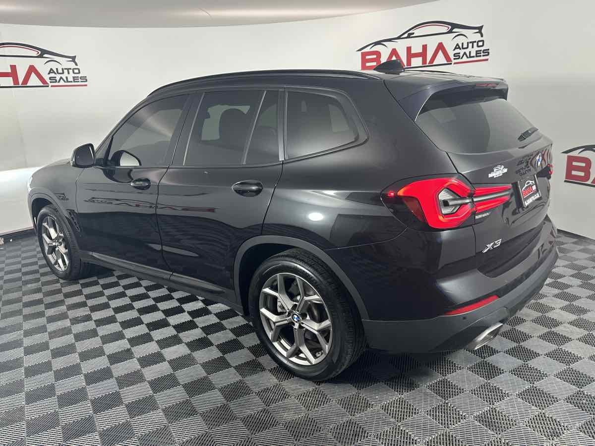 Vehicle image 12 of 49
