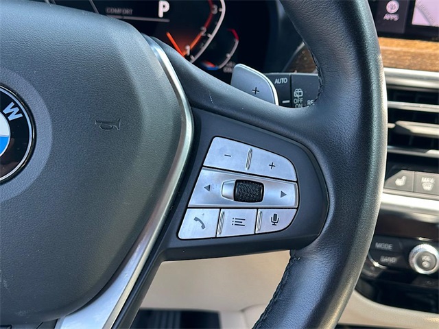 Vehicle image 26 of 27