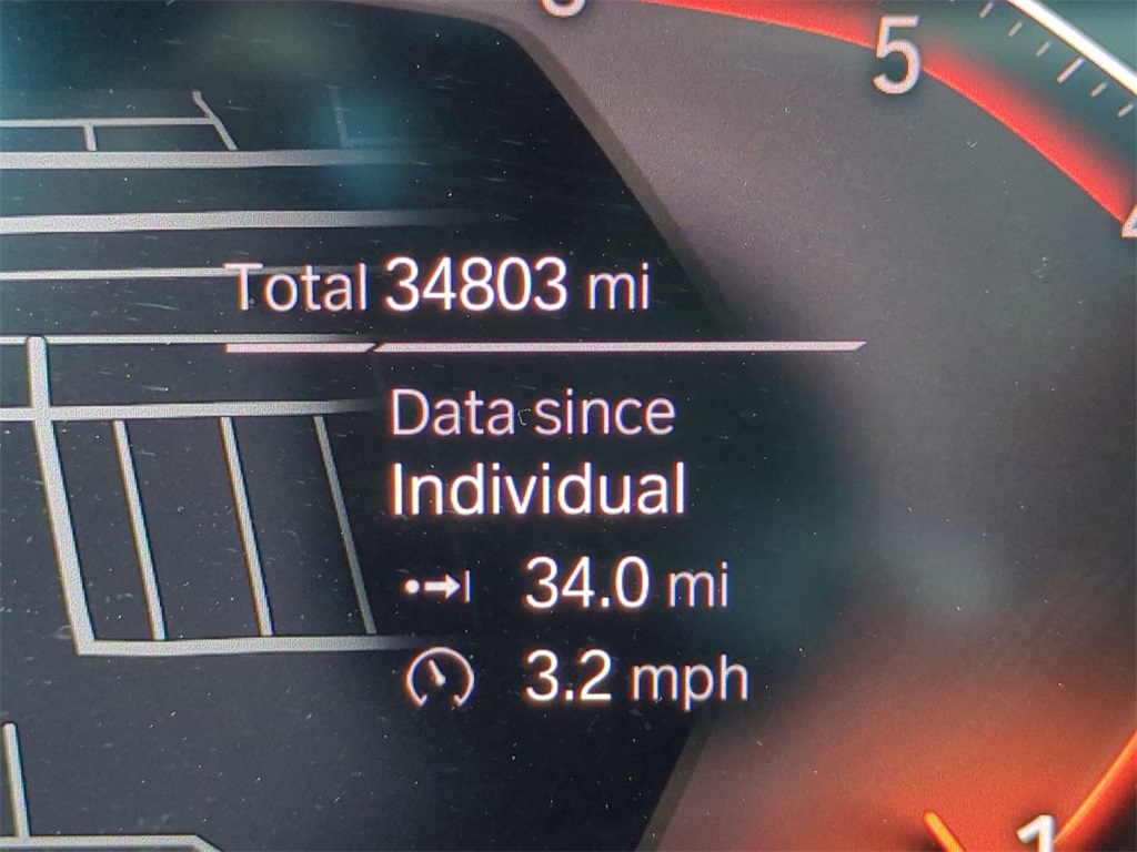 Vehicle image 18 of 32