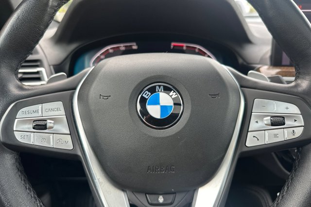 Vehicle image 22 of 27