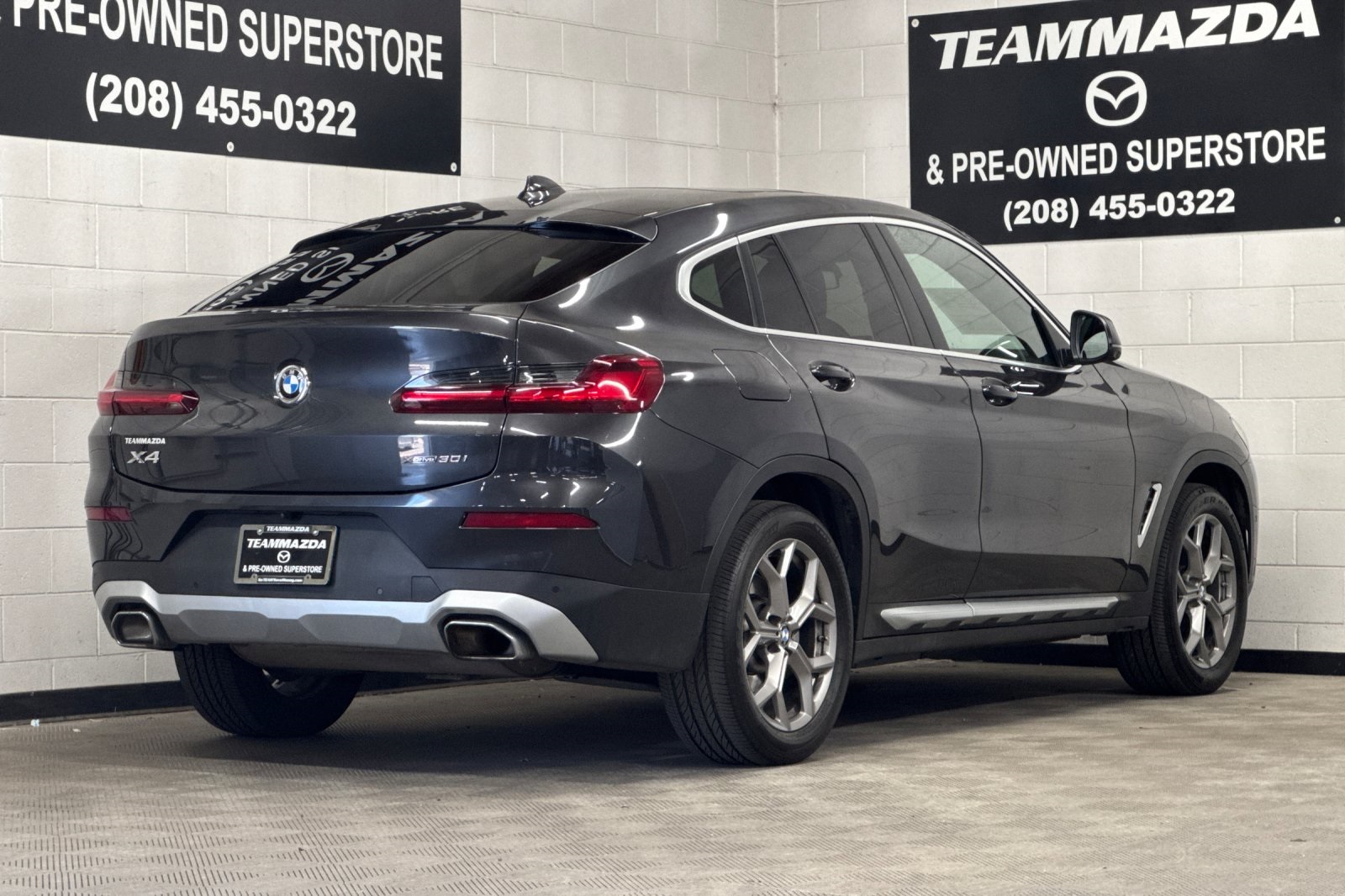 Vehicle image 4 of 37