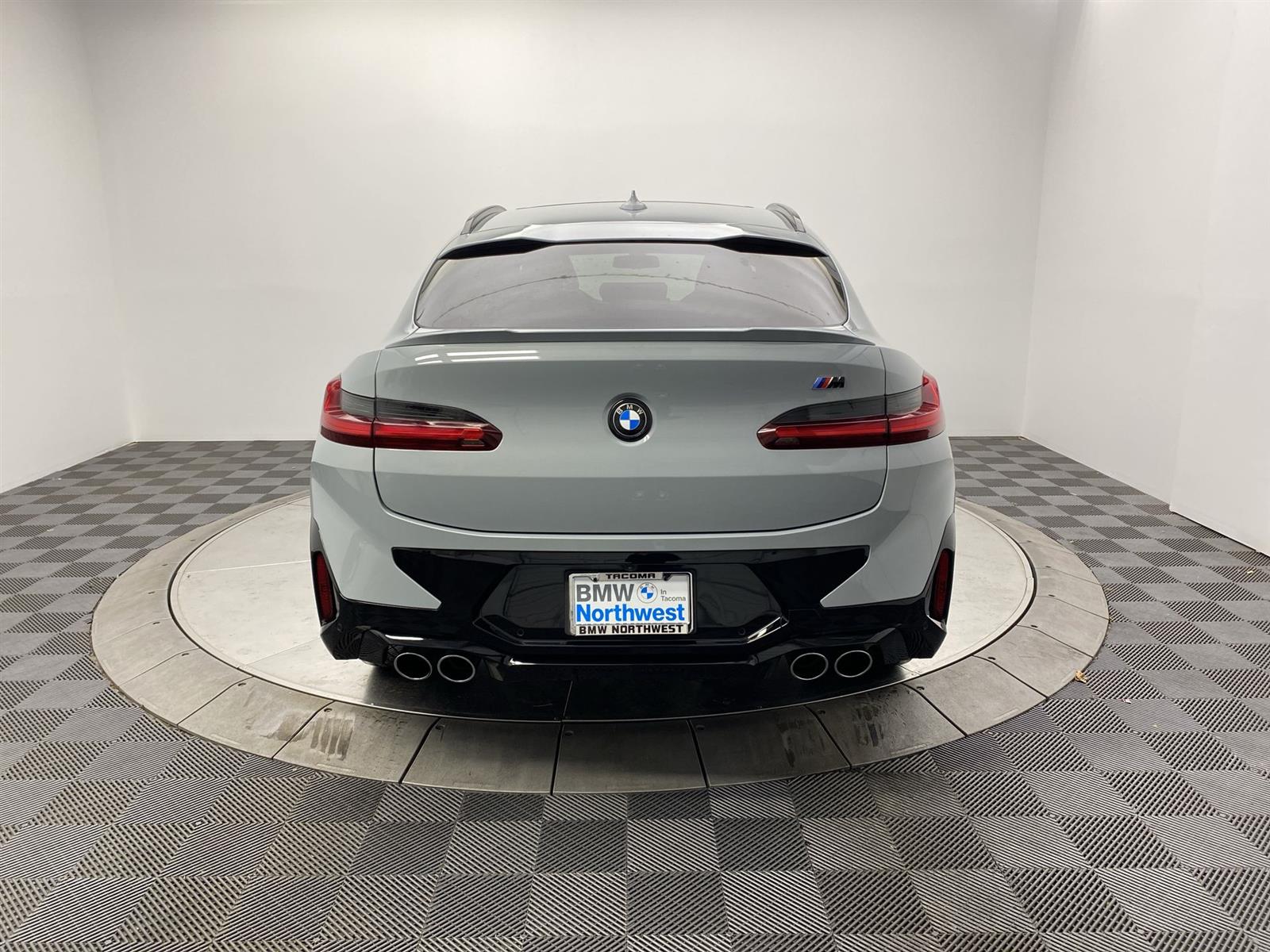 Vehicle image 5 of 30