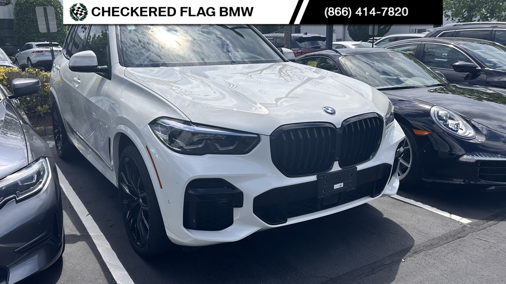 Vehicle image 1 of 2