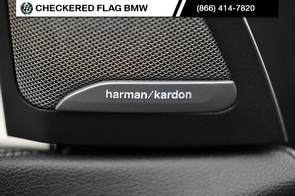 Vehicle image 20 of 43