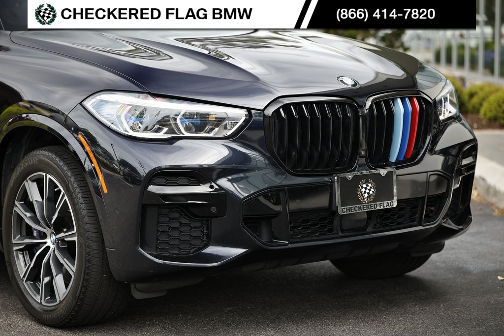 Vehicle image 4 of 43