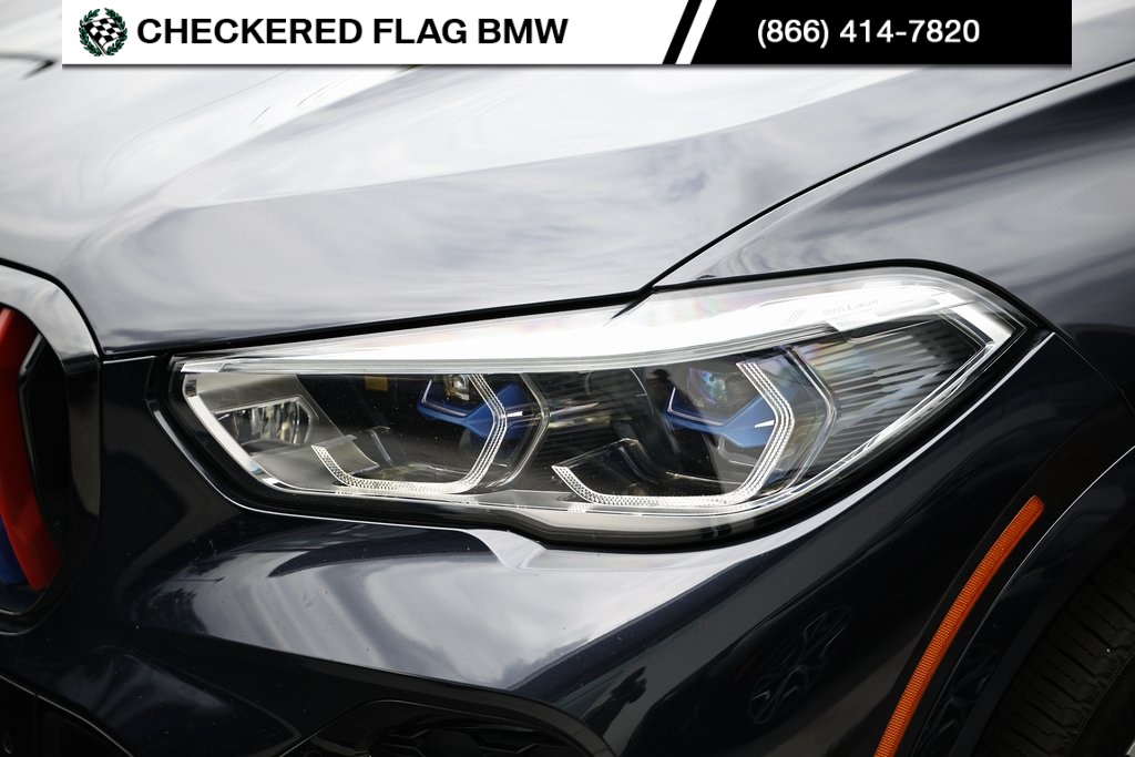 Vehicle image 15 of 43