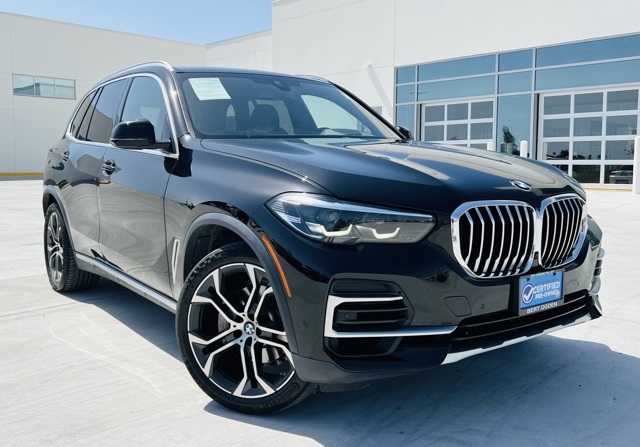 Vehicle image 3 of 14