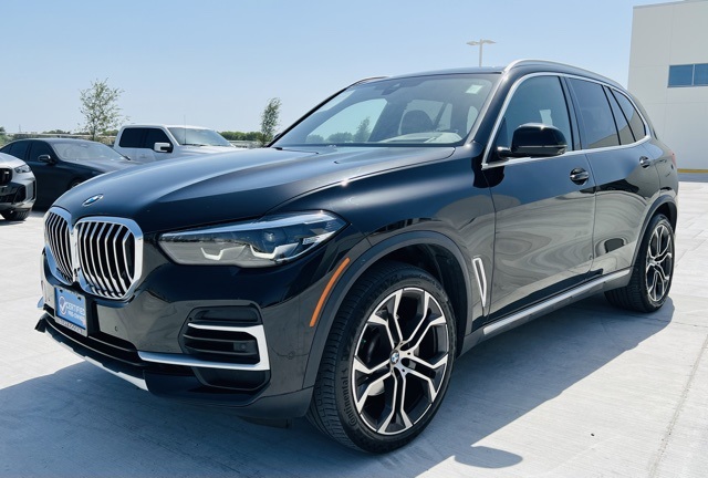 Vehicle image 1 of 14