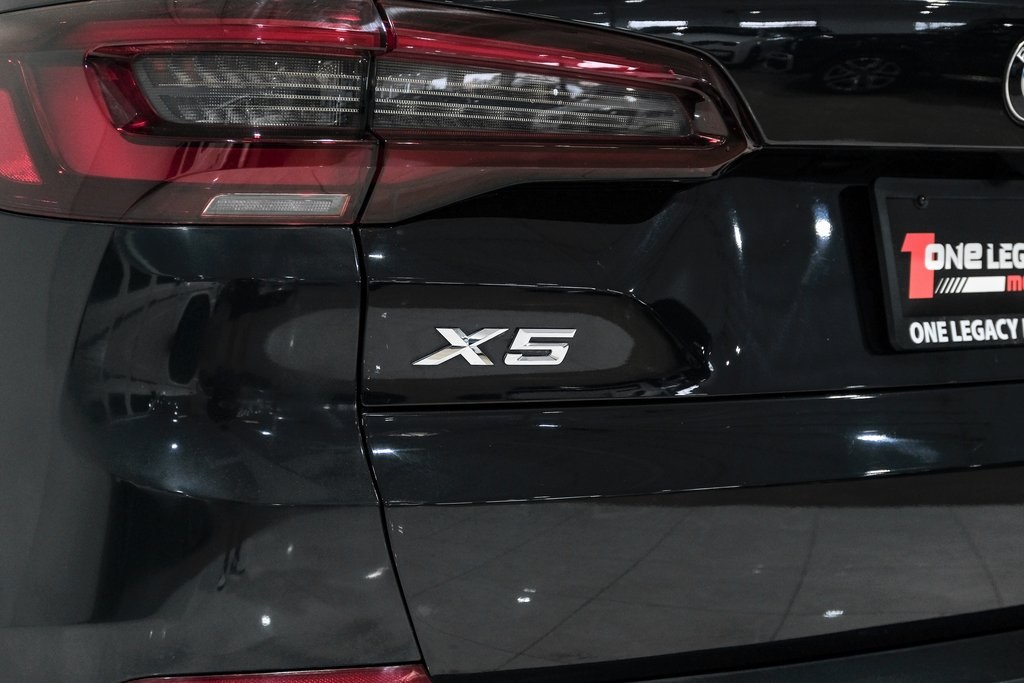 Vehicle image 45 of 59