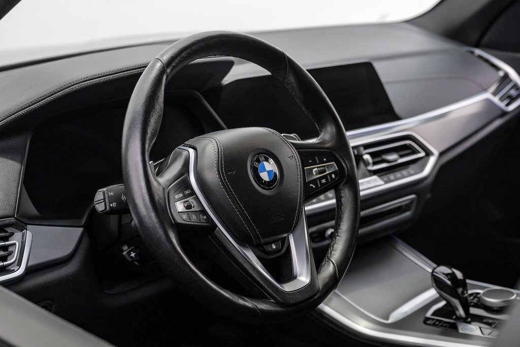 Vehicle image 15 of 59
