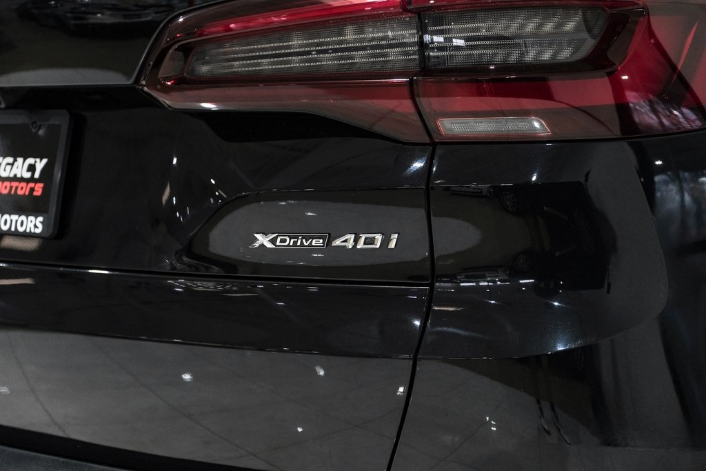 Vehicle image 46 of 59