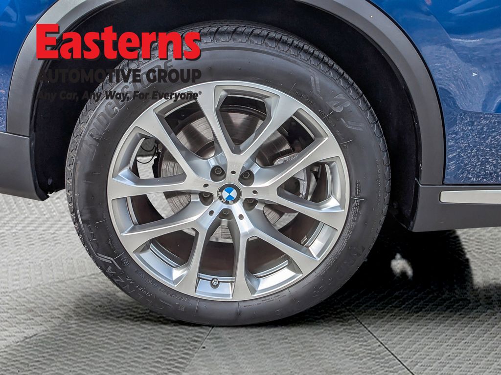 2022 BMW X5 xDrive40i Image 10 of 33