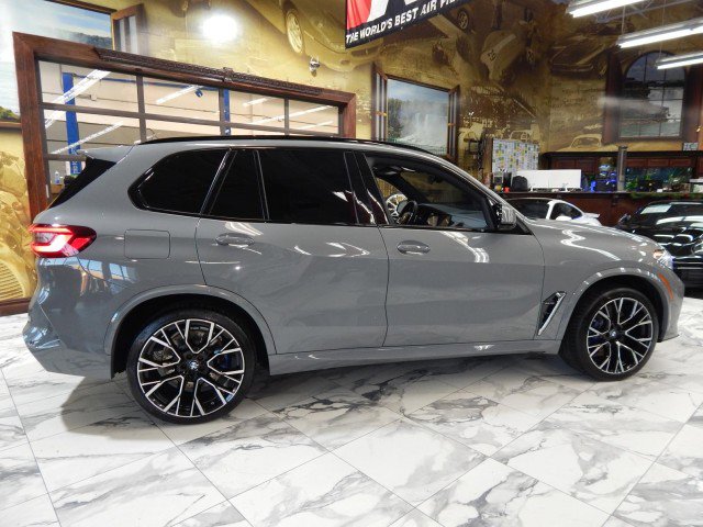 Vehicle image 5 of 38