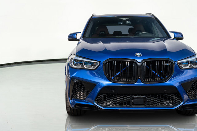 Vehicle image 4 of 56