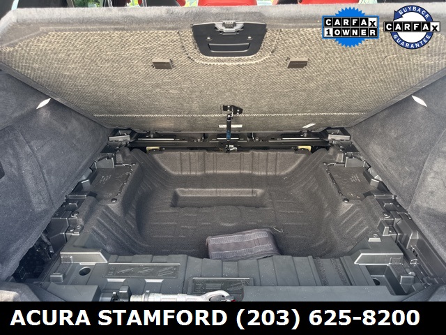 Vehicle image 27 of 62