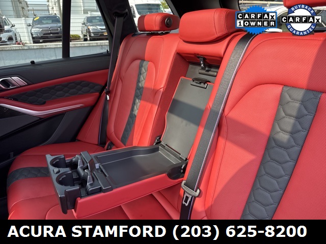 Vehicle image 34 of 62