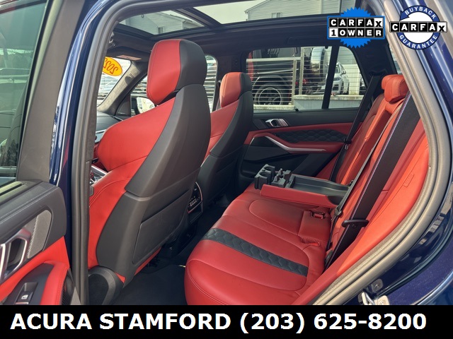 Vehicle image 32 of 62