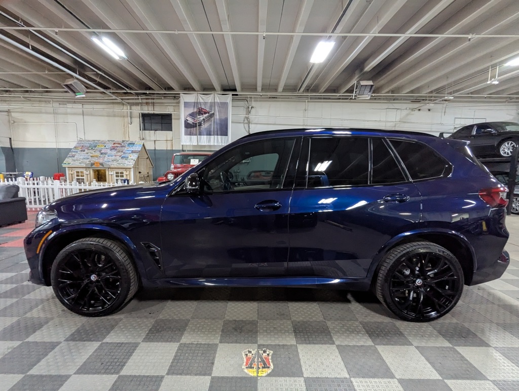 Vehicle image 11 of 53