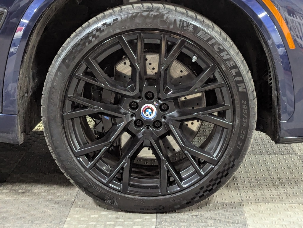 Vehicle image 13 of 53