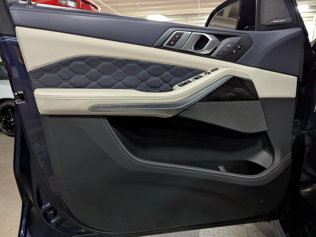 Vehicle image 20 of 53
