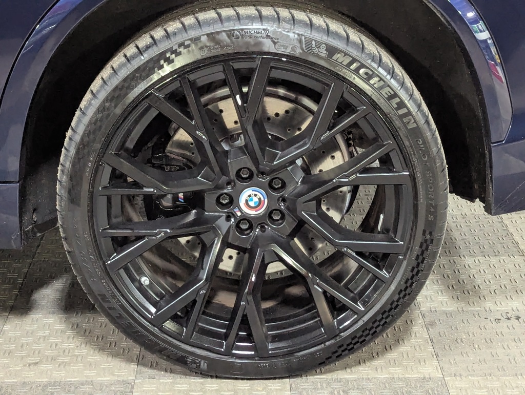 Vehicle image 15 of 53