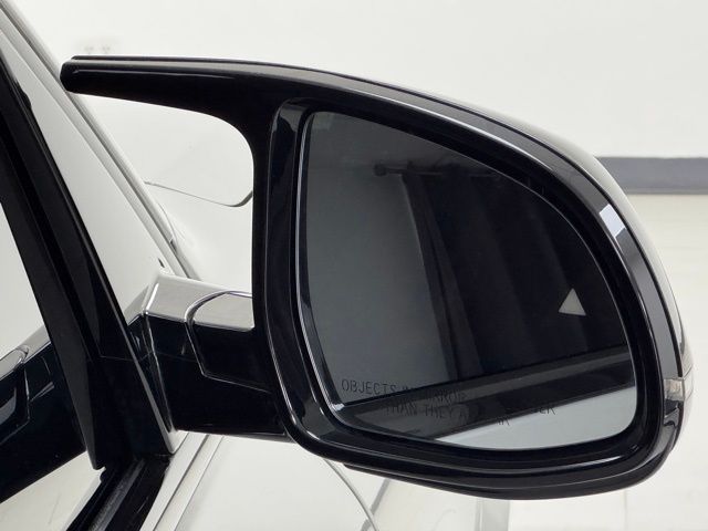 Vehicle image 45 of 57