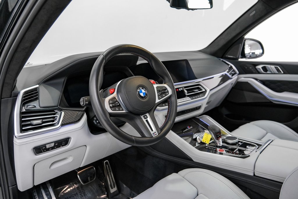Vehicle image 9 of 55