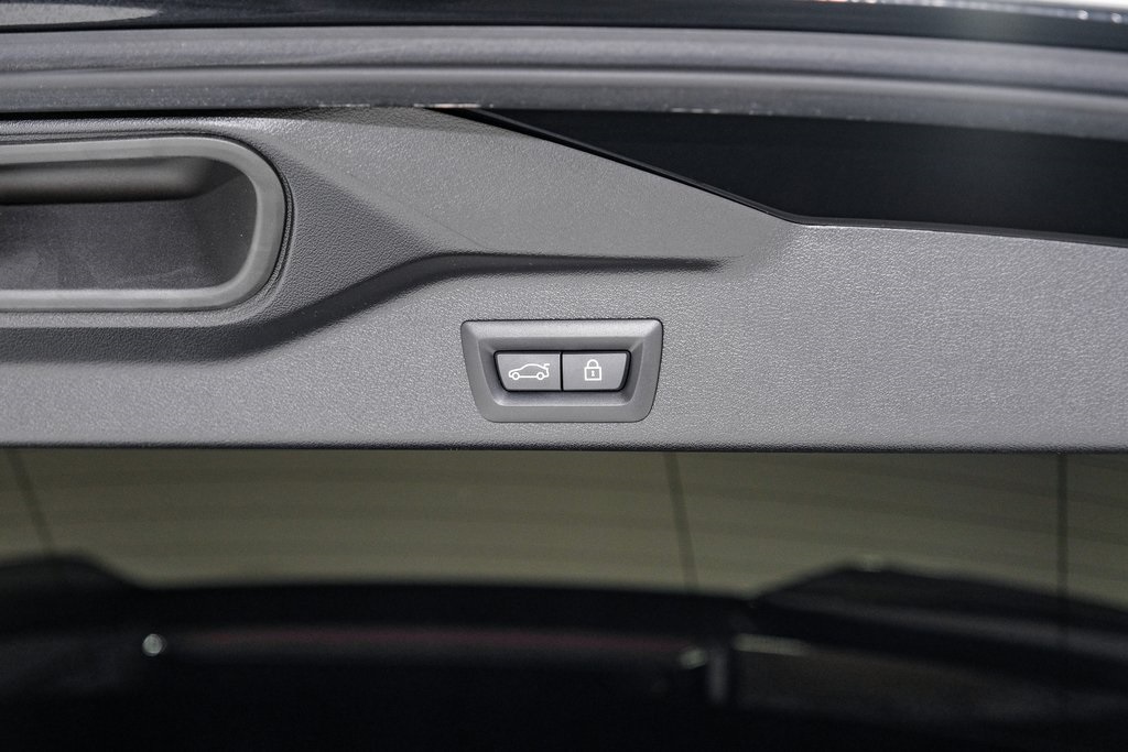 Vehicle image 49 of 55