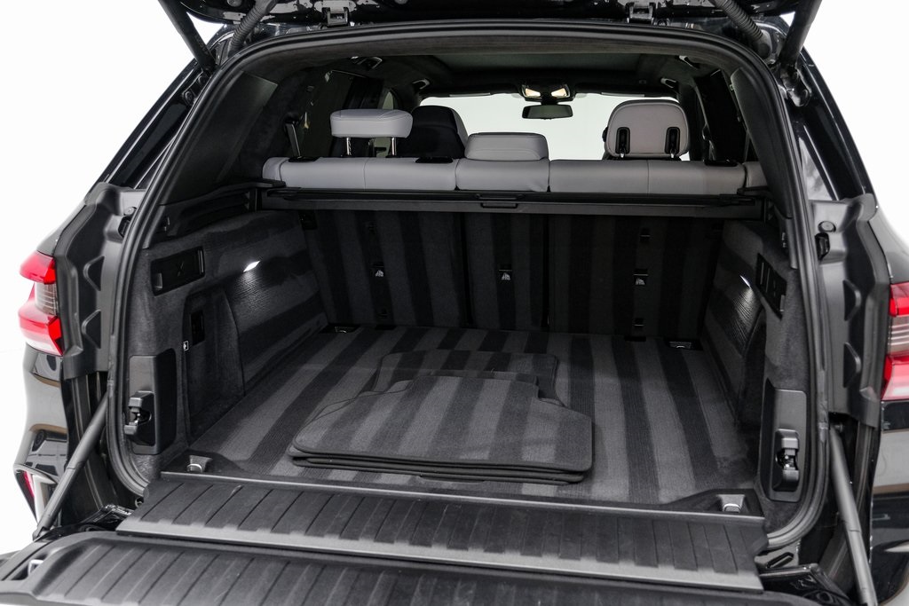Vehicle image 47 of 55