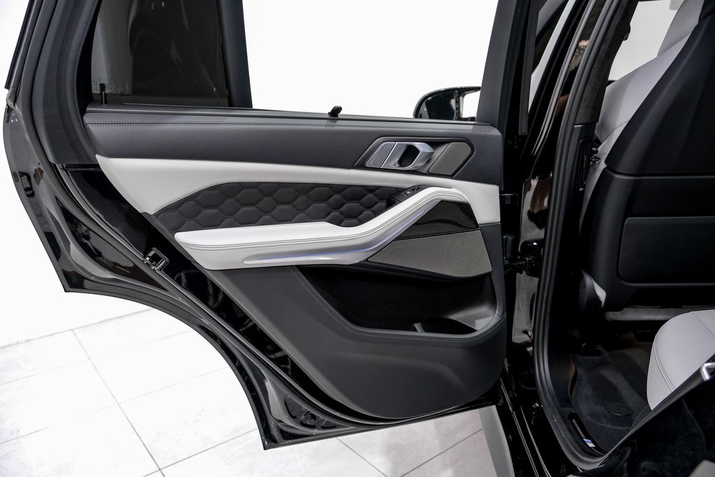 Vehicle image 41 of 55