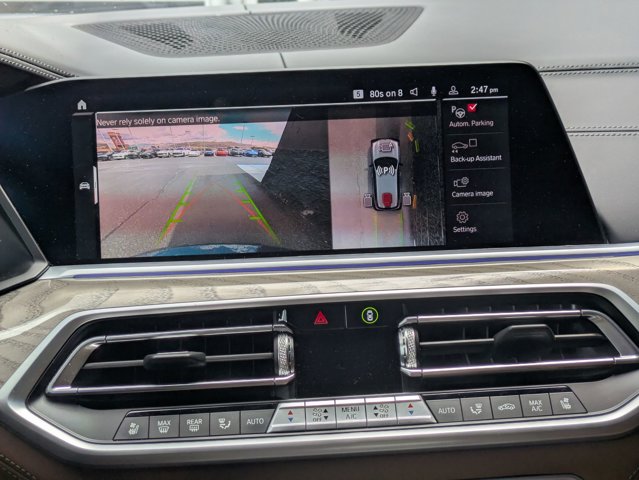 Vehicle image 17 of 29