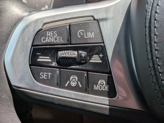 Vehicle image 13 of 29