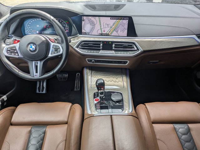 Vehicle image 21 of 29