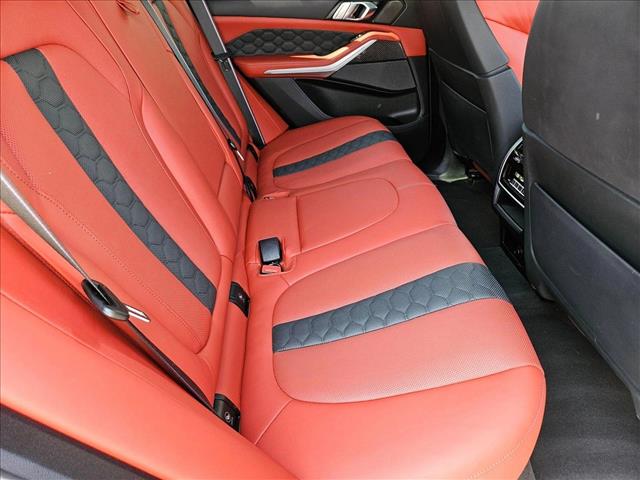 Vehicle image 12 of 24