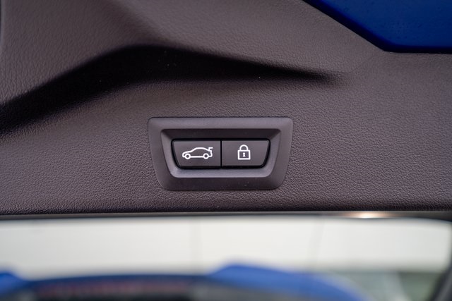 Vehicle image 44 of 45
